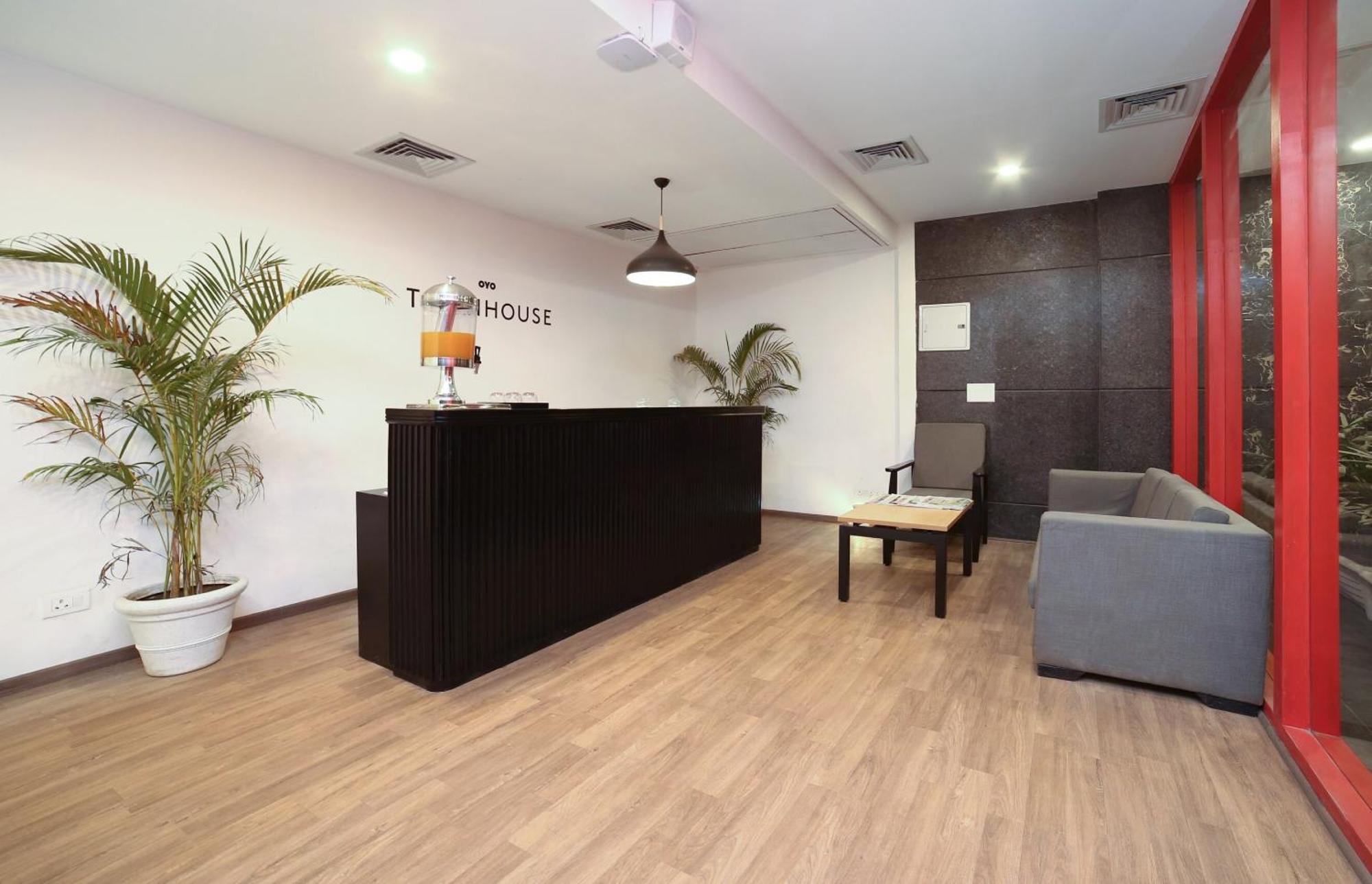 Townhouse Chattarpur Opp. Tivoli Garden Near Chhatarpur Metro Station New Delhi Exterior photo